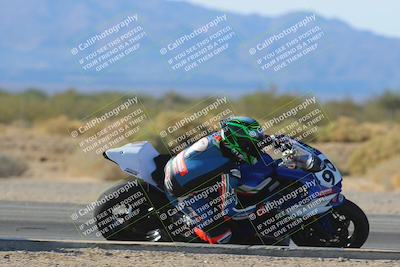 media/Mar-23-2025-CVMA (Sun) [[674f32b282]]/Race 17-Formula Middleweight (HOLESHOT)/